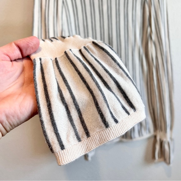 Hinge Striped Sweater Small Long Sleeve Tie Back Cream Gray Knit Preppy Boho - Picture 4 of 9